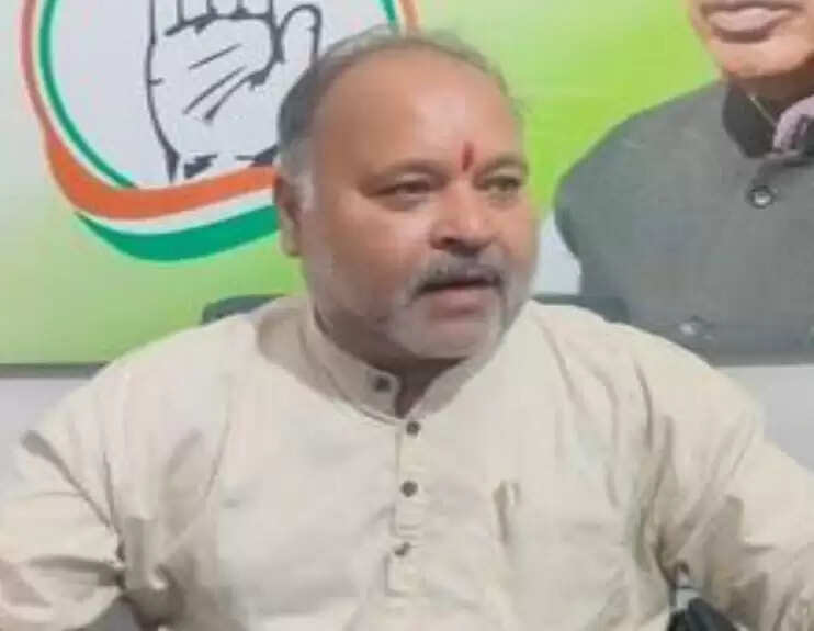 योजनाओं का नाम बदलने में भाजपा माहिर : राकेश