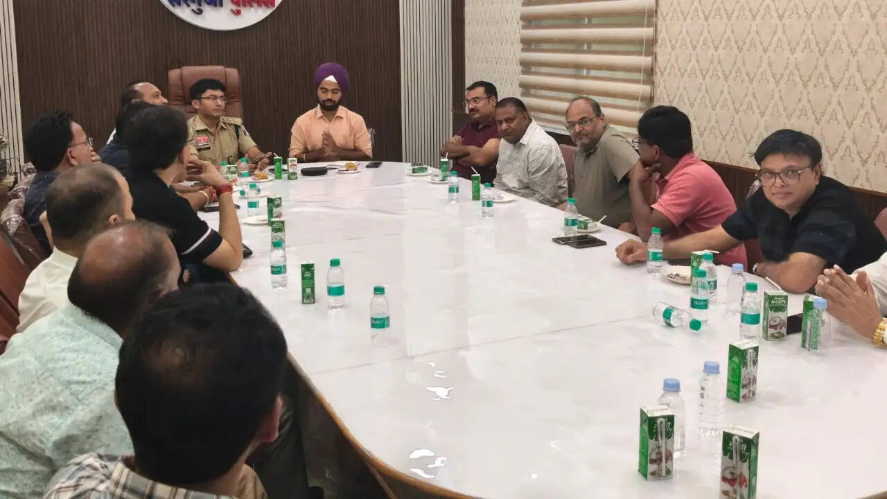 अम्बिकापुर : पुलिस और व्यापारियों की साझा पहल से अभूतपूर्व ढंग से बदलेगी शहर की सुरक्षा व्यवस्था