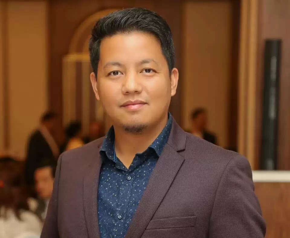 सांसद सुब्बा ने प्रधानमंत्री मोदी को दी बधाई