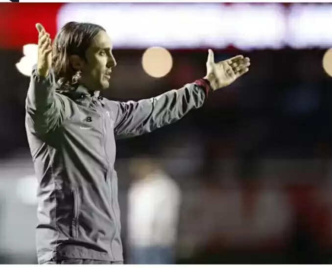 साओ पाउलो ने मैनेजर जुबेलदिया को पद से हटाया