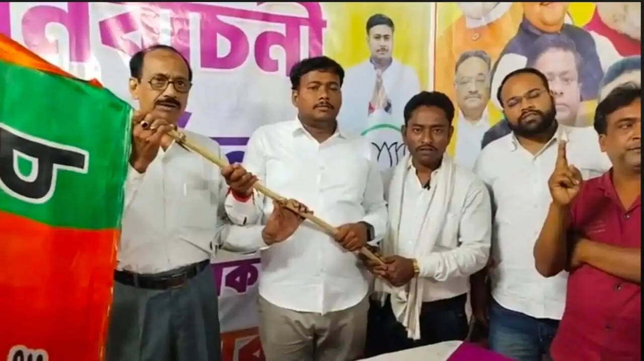 खानाकुल में चुनाव से पहले बदले राजनीतिक समीकरण, पूर्व तृणमूल छात्र नेता भाजपा में शामिल