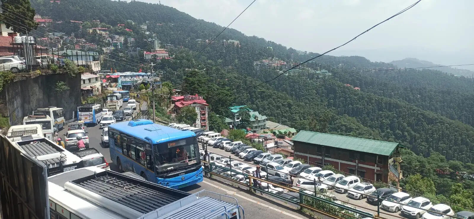 हिमाचल में नीट अभ्यर्थियों को एचआरटीसी बसों में परीक्षा केंद्र तक मुफ्त सफर की सुविधा