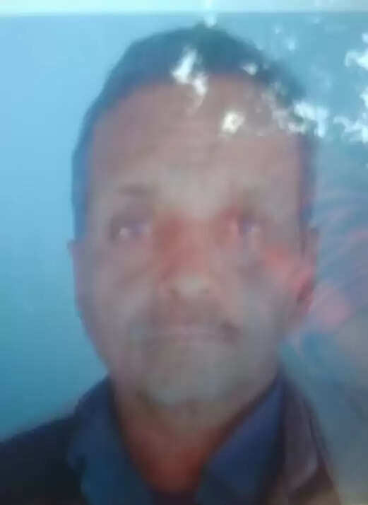 देवरिया: राप्ती नदी में नाव पलटने से 14 लोग डूबे, एक की मौत