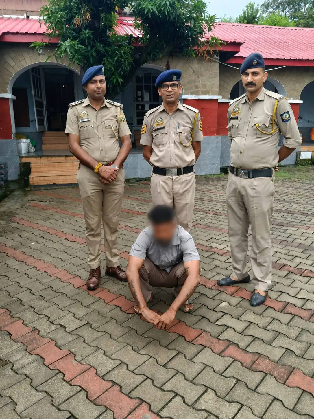 नूरपुर पुलिस ने पूर्व में दर्ज नशा तस्करी के मामलों में वांछित दो आरोपी किए गिरफ्तार
