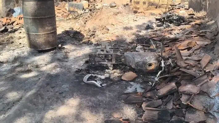 बांसवाड़ा हिंसा : तीस से अधिक मकान जले, छह संदिग्ध हिरासत में