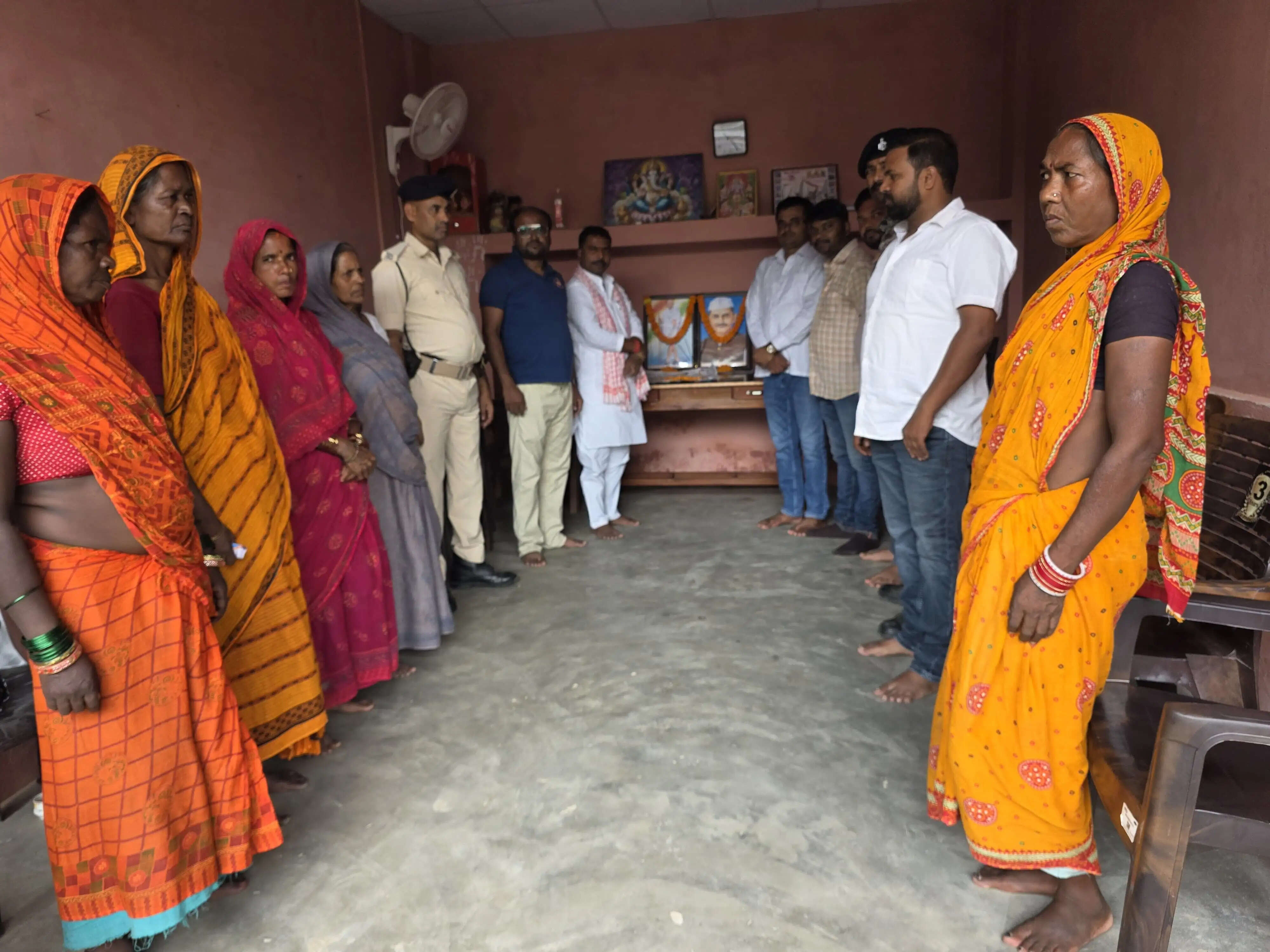 विधायक जन संपर्क कार्यालय में मनाई गई राष्ट्रपिता महात्मा गांधी एवं लाल बहादुर शास्त्री की जयंती