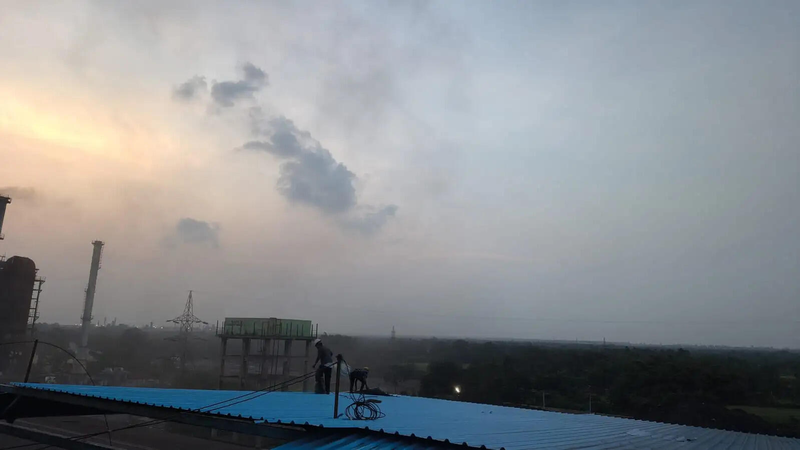 पश्चिम बंगाल में मानसून सक्रिय, कई जिलों में भारी बारिश और वज्रपात की चेतावनी
