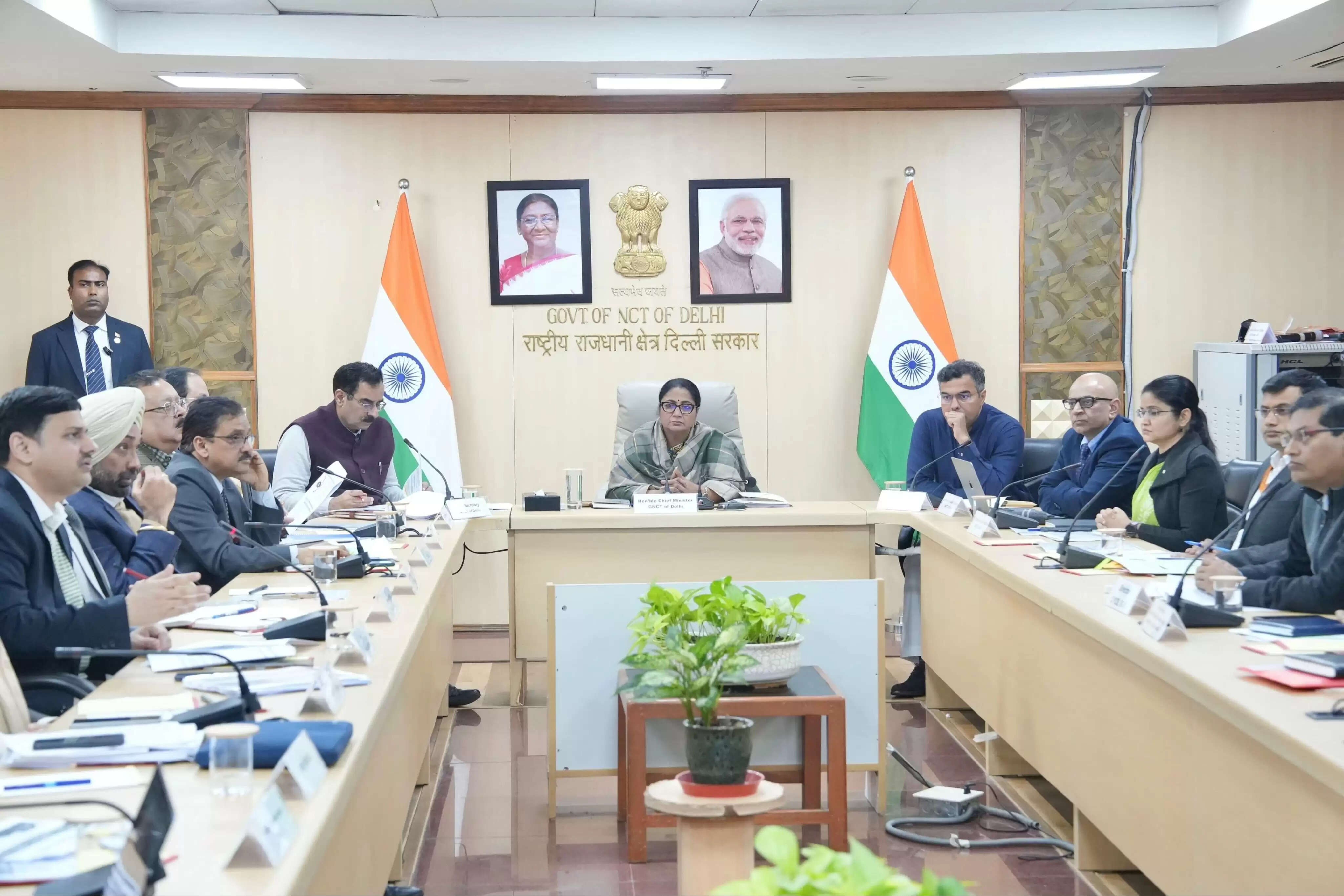 यमुना की सफाई को लेकर उच्च स्तरीय बैठक, मुख्यमंत्री ने औद्योगिक प्रदूषण पर सख्त नियंत्रण के दिए निर्देश