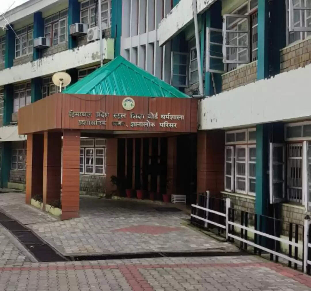 हिमाचल बोर्ड स्कूलों को सीबीएसई में कन्वर्ट करने के फैसले पर पुनर्विचार करे सरकार : सुनील शर्मा
