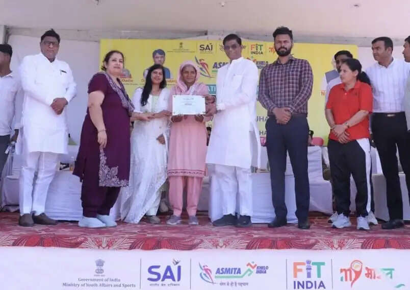 झज्जर : 'अस्मिता' में हुए खेलों में 600 से अधिक महिलाओं ने मचाया धमाल