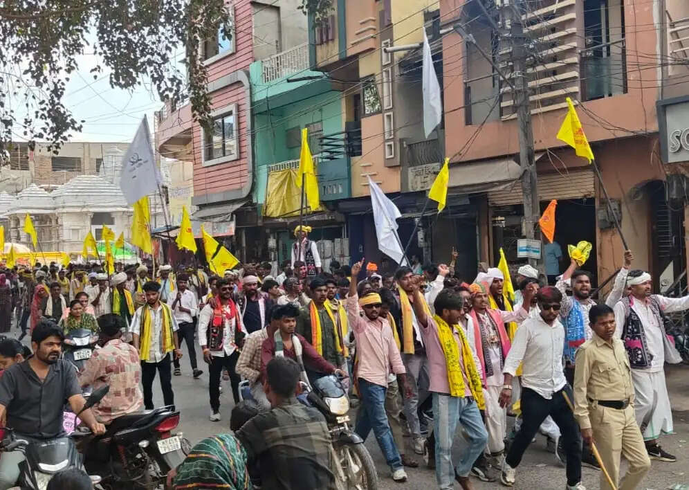 झाबुआ: भगोरिया में राजनीतिक दलों की दखलंदाजी का हुआ विस्तार