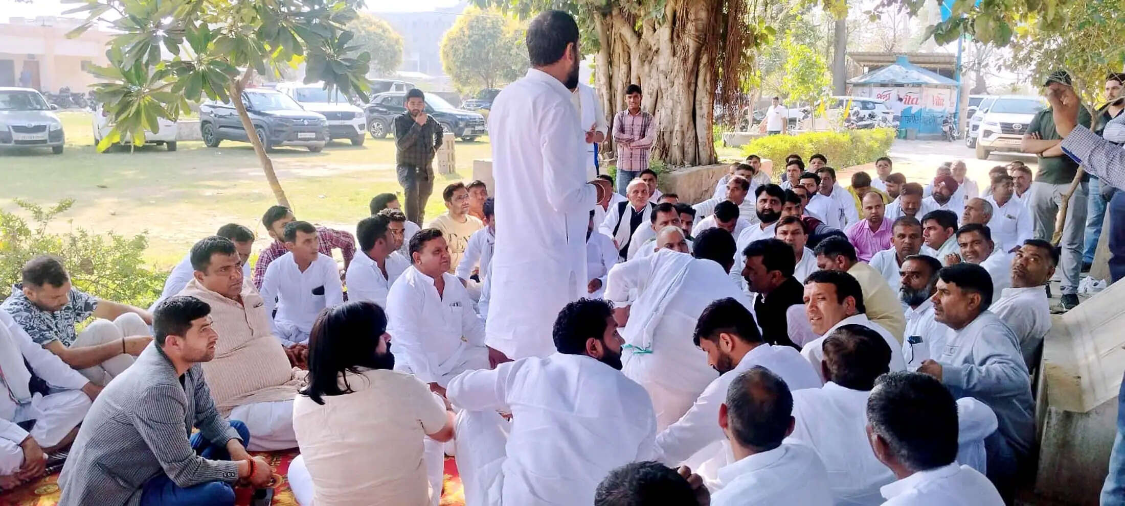 जींद : सरपंच एसोसिएशन ने मासूम शर्मा के खिलाफ खोला मोर्चा ,सार्वजनिक माफी की मांग