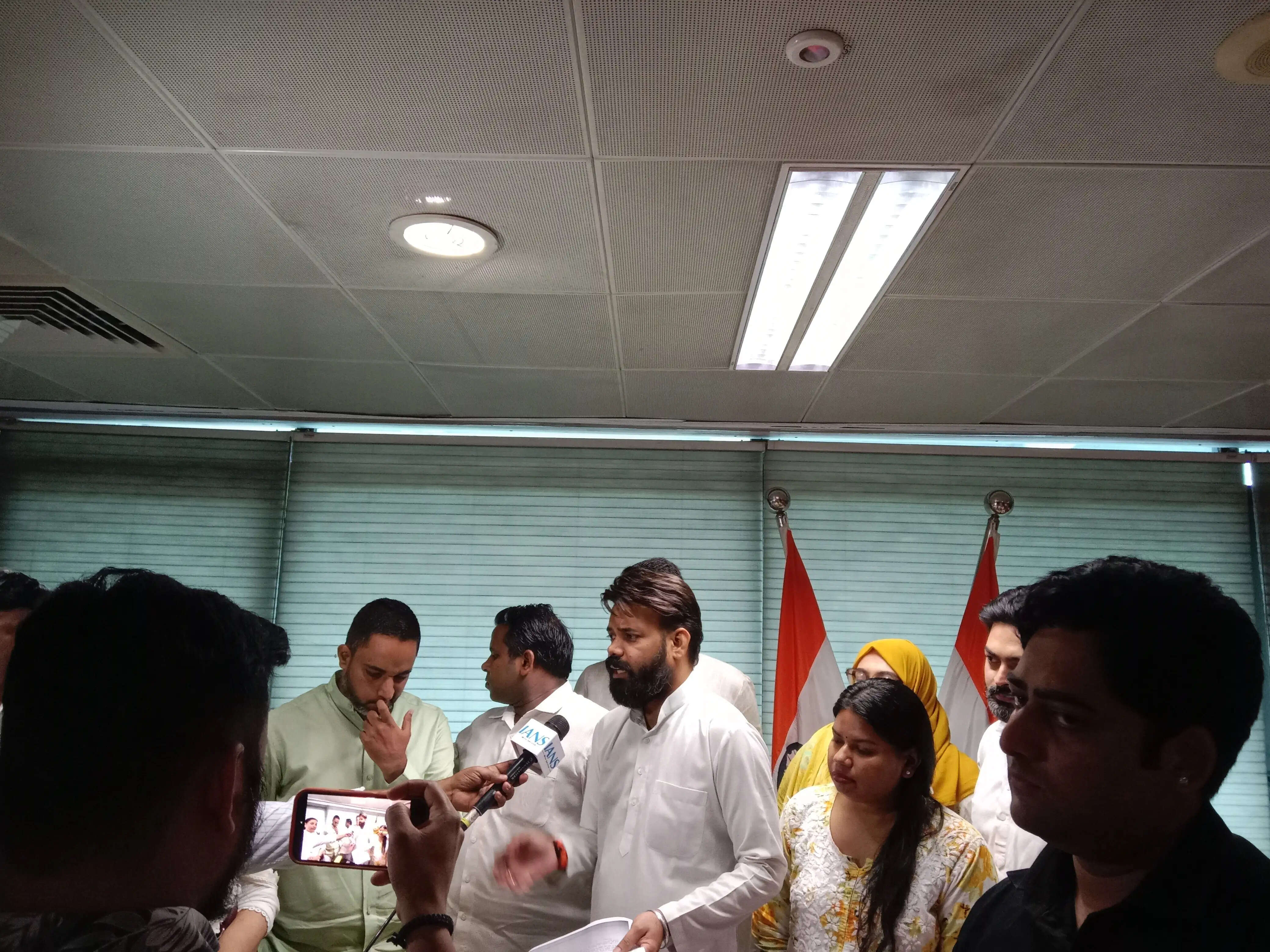 एमसीडी टोल टैक्स टेंडर में अनियमितता का आरोप, आम आदमी पार्टी ने टेंडर रद्द करने की मांग की