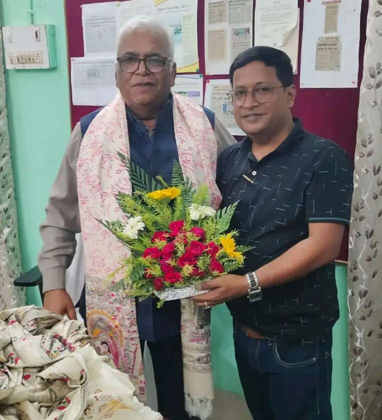 प्रो. राजेश कुमार मिश्रा ने संभाला एग्रो इकोनॉमिक रिसर्च सेंटर के मानद निदेशक का पदभार