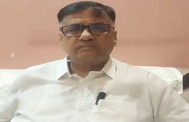 कलकत्ता उच्च न्यायालय के वरिष्ठ अधिवक्ता से मंत्री तक : श्रीरामपुर के भास्कर भट्टाचार्य का राजनीतिक उदय