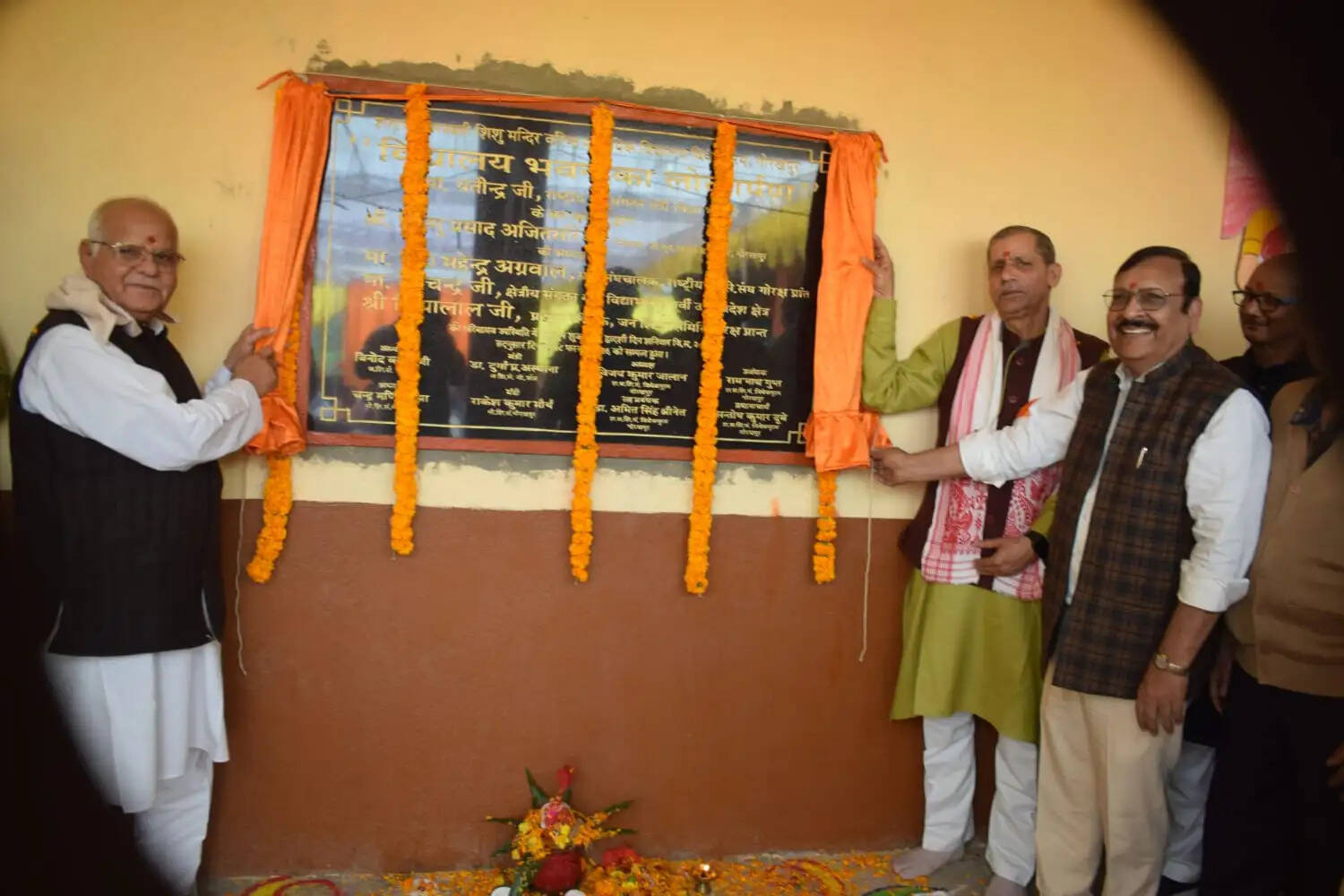 राष्ट्र निर्माण की प्रयोगशाला होते हैं विद्यालय : यतीन्द्र