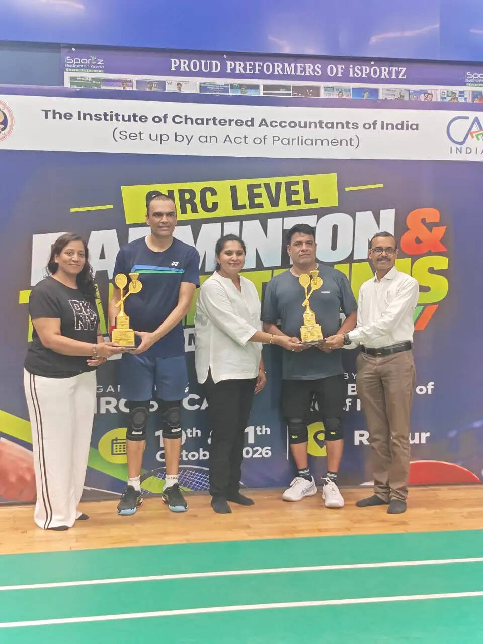 रायपुर बैडमिंटन लीग में रांची के सीए चंदन कुमार और सुरेंद्र विश्वकर्मा की जोड़ी बनी चैंपियन