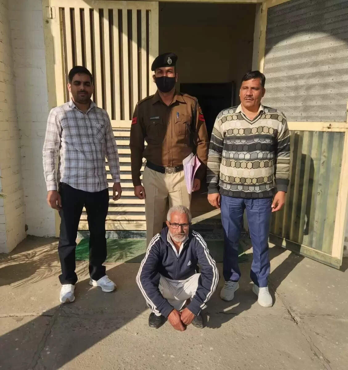 पानीपत में महिला का मोबाइल झपटने वाला ऑटो चालक गिरफ्तार