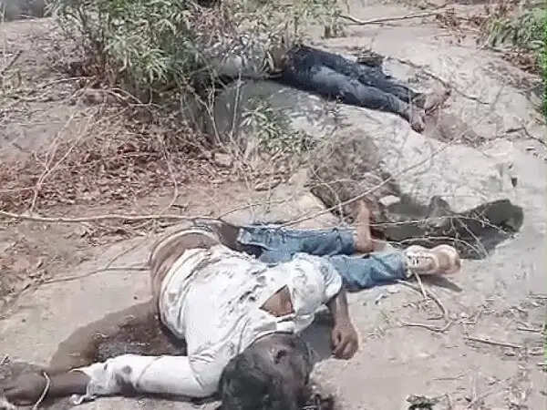 रीवा&nbsp;के प्रसिद्ध क्योंटी&nbsp;फॉल में 200 फीट गहरी खाई में गिरने से दो युवकों की मौत, तीन घंटे चला रेस्क्यू अभियान