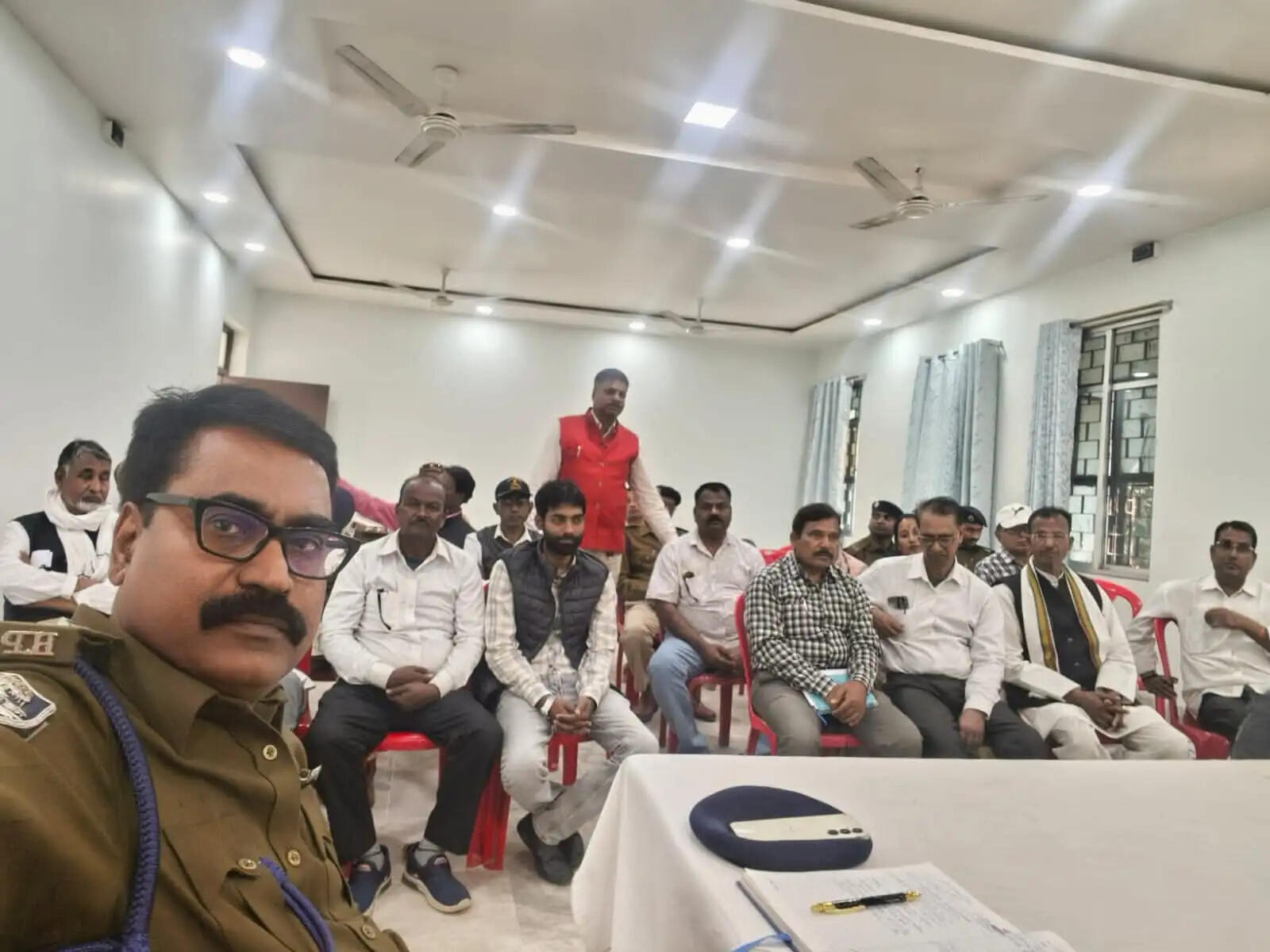 होली को लेकर त्रिवेणीगंज में शांति समिति की बैठक, सौहार्दपूर्ण माहौल में पर्व मनाने की अपील