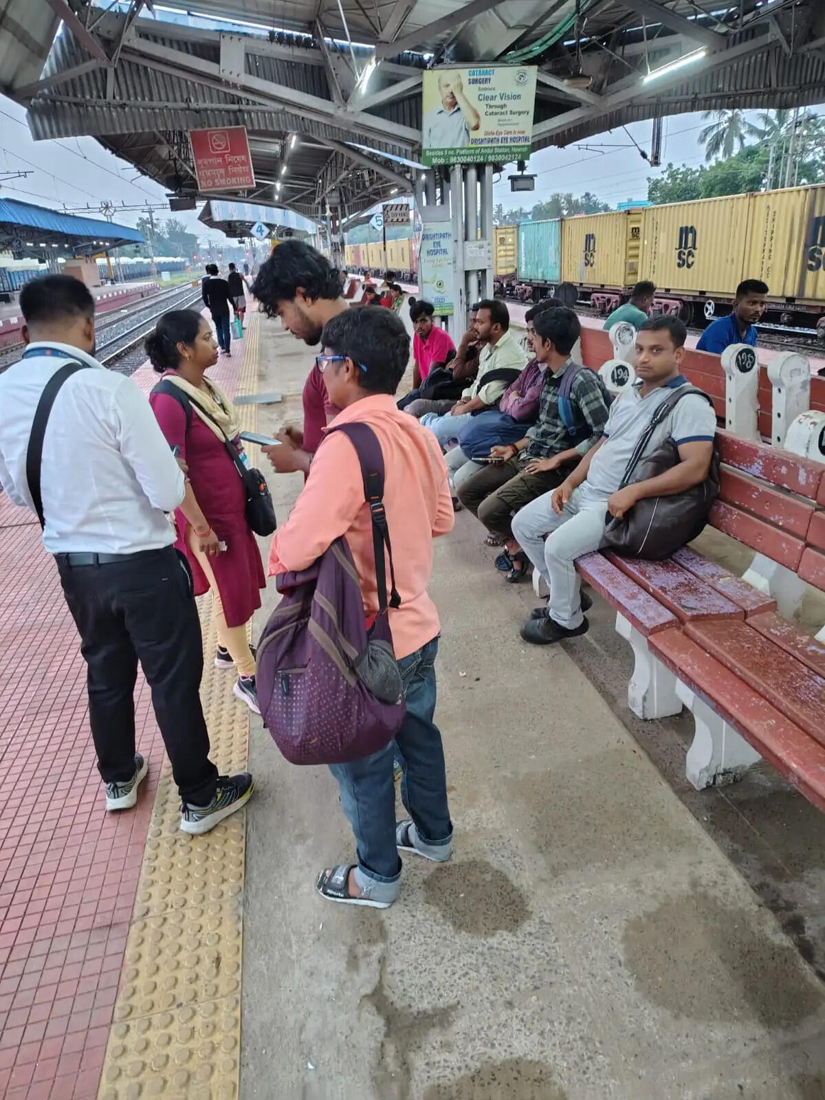 खड़गपुर मंडल में टिकट जांच अभियान, 374 मामलों में कार्रवाई