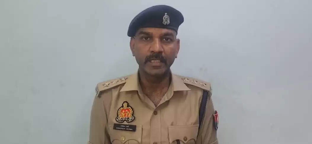 गाजियाबाद में कोल्ड स्टोरेज के मुनीम से दिनदहाड़े आठ लाख की लूट