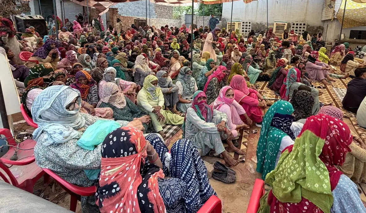 हांसी :चानौत वासियों ने सीएम के प्रस्तावों को नकारा, 28 को बुलाई महा पंचायत