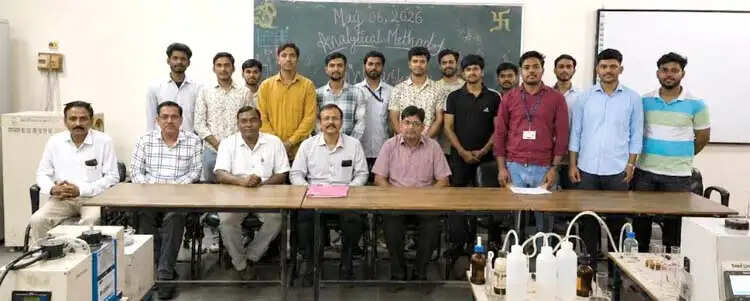 गुरुकुल कांगड़ी में विश्लेषणात्मक पद्धति कार्यशाला
