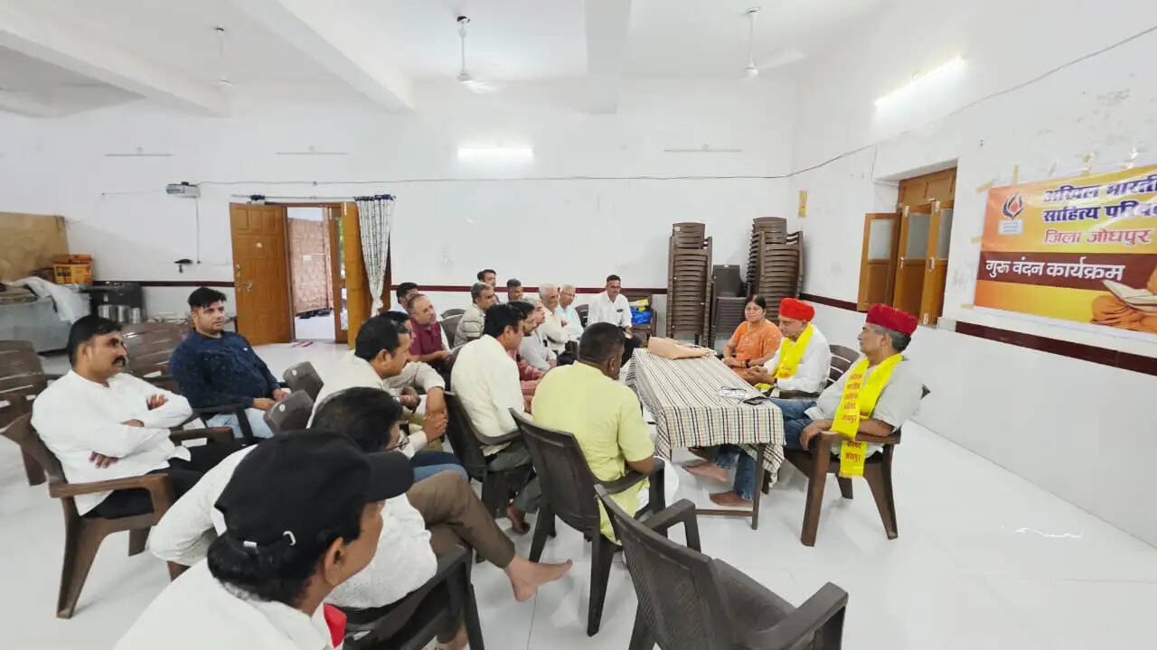 यदि आपका कोई गुरु नहीं है तो शास्त्र ही आपका गुरु: प्रो: कौशल