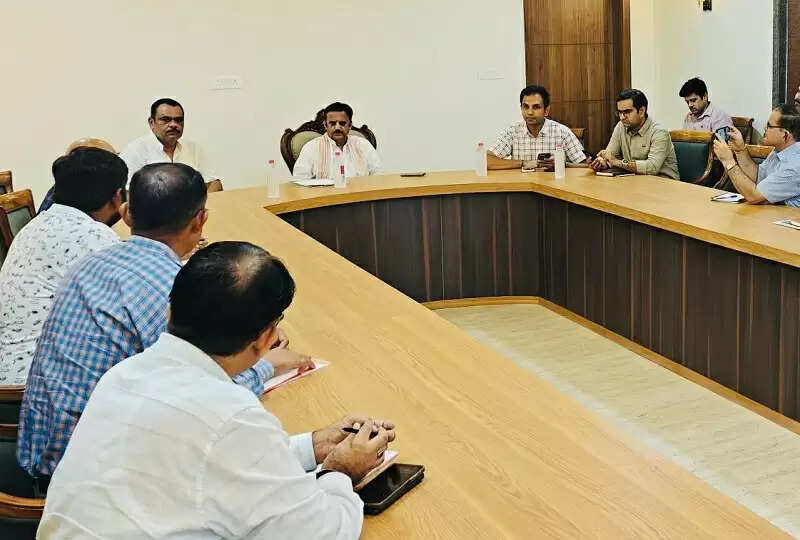 रीवा में बायपास और रिंगरोड का निर्माण समय-सीमा में पूरा कराएं : उप मुख्यमंत्री शुक्ल