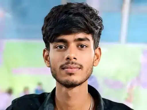 फरीदाबाद : बहन के लिव-इन का विरोध करने पर युवक को मारे चाकू