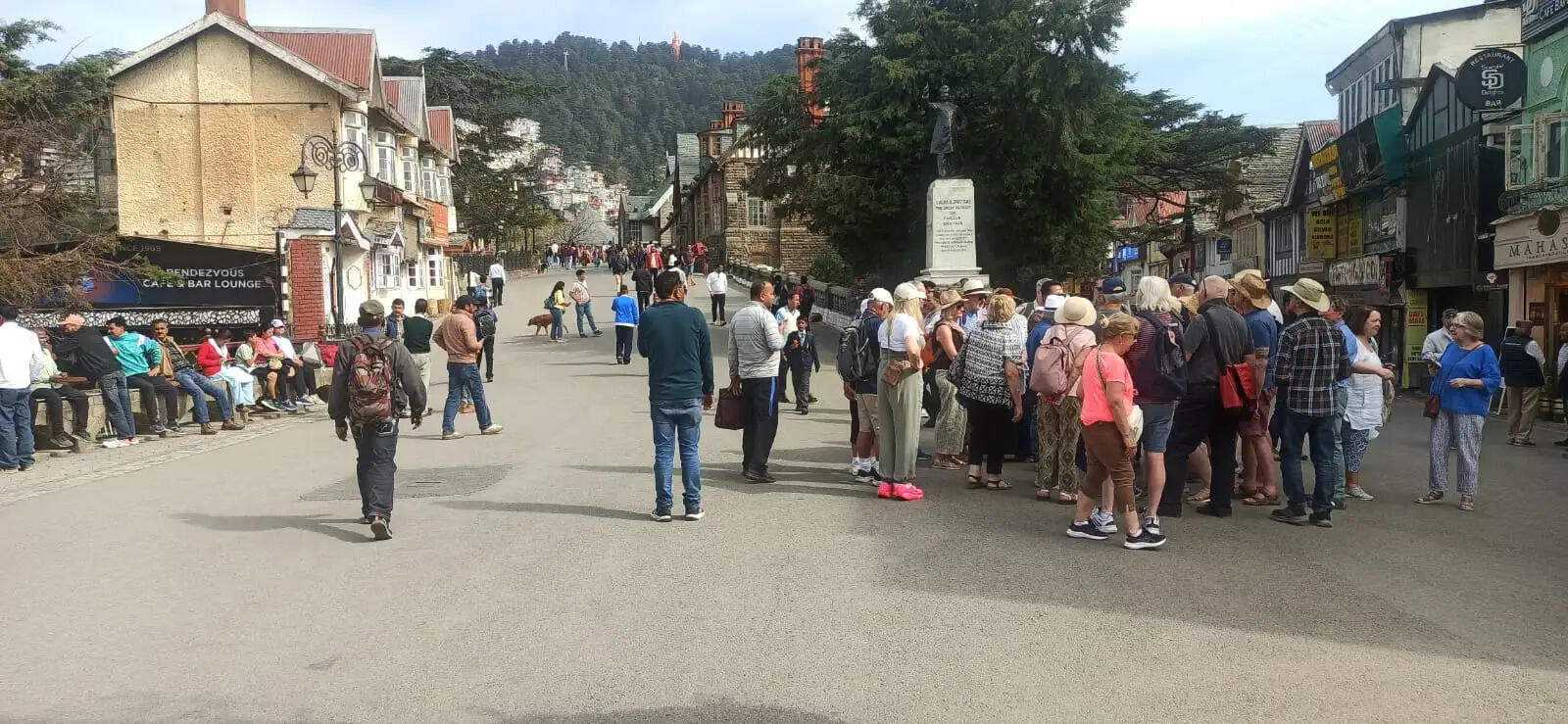 शिमला में बढ़ी सैलानियों की आमद, कालका-शिमला हेरिटेज रेलवे की ट्रेनें भी पैक