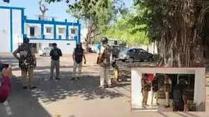 मप्र:&nbsp;बड़वानी कोर्ट को बम से उड़ाने की धमकी, बम स्क्वाड व डॉग स्क्वाड की सर्चिंग जारी