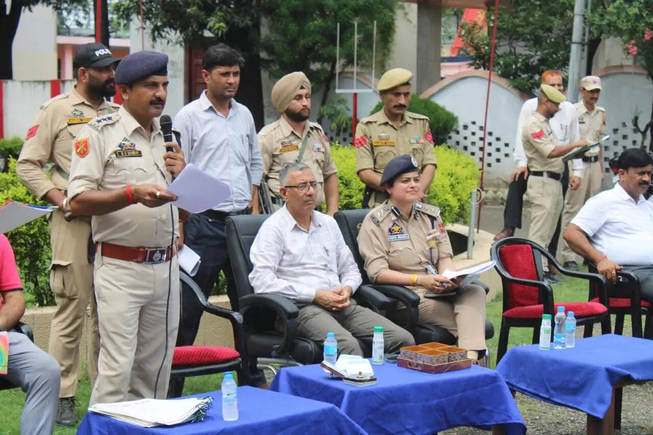 एनडीपीएस एक्ट के तहत जब्त 25 वाहनों की नीलामी, पुलिस ने जुटाए 17.72 लाख