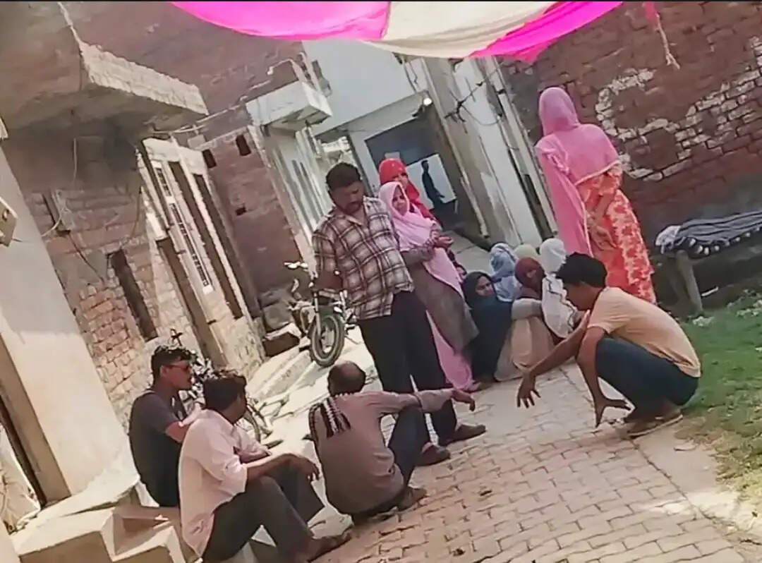 बीमारी से परेशान ड्राइवर ने फांसी लगाकर दी जान