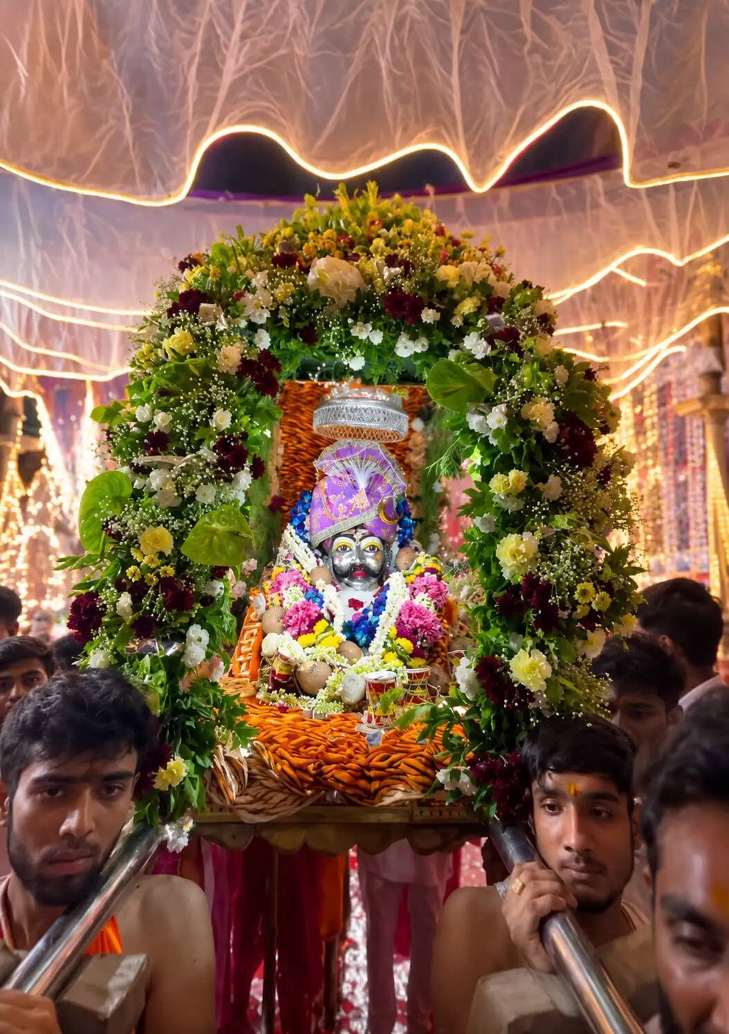 सावन के अंतिम सोमवार पर शिवमय हुई छोटीकाशी: गलता से शिवालयों तक उमड़ा आस्था का सैलाब