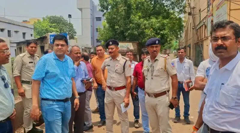 आसनसोल में पंचपुलिया में जलजमाव की समस्या दूर करने को विभिन्न विभागों ने किया संयुक्त निरीक्षण