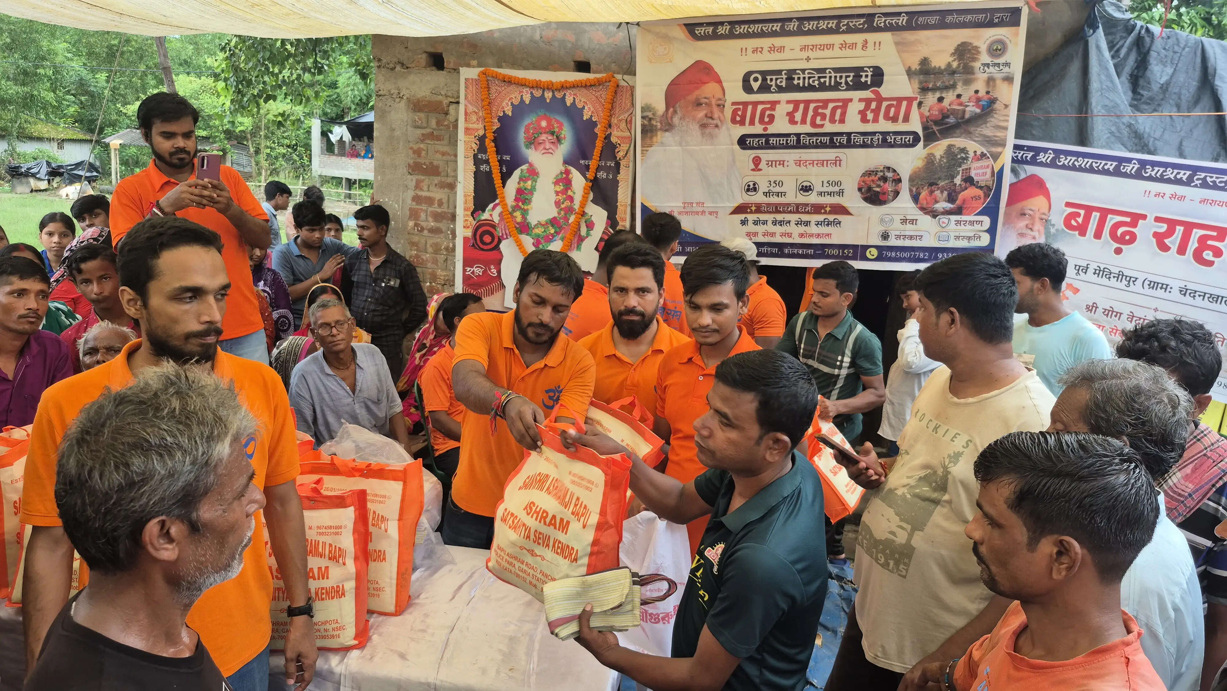 बाढ़ प्रभावित ग्रामीणों के लिए राहत सेवा, डेढ़ हजार लोगों के लिए आहार की व्यवस्था