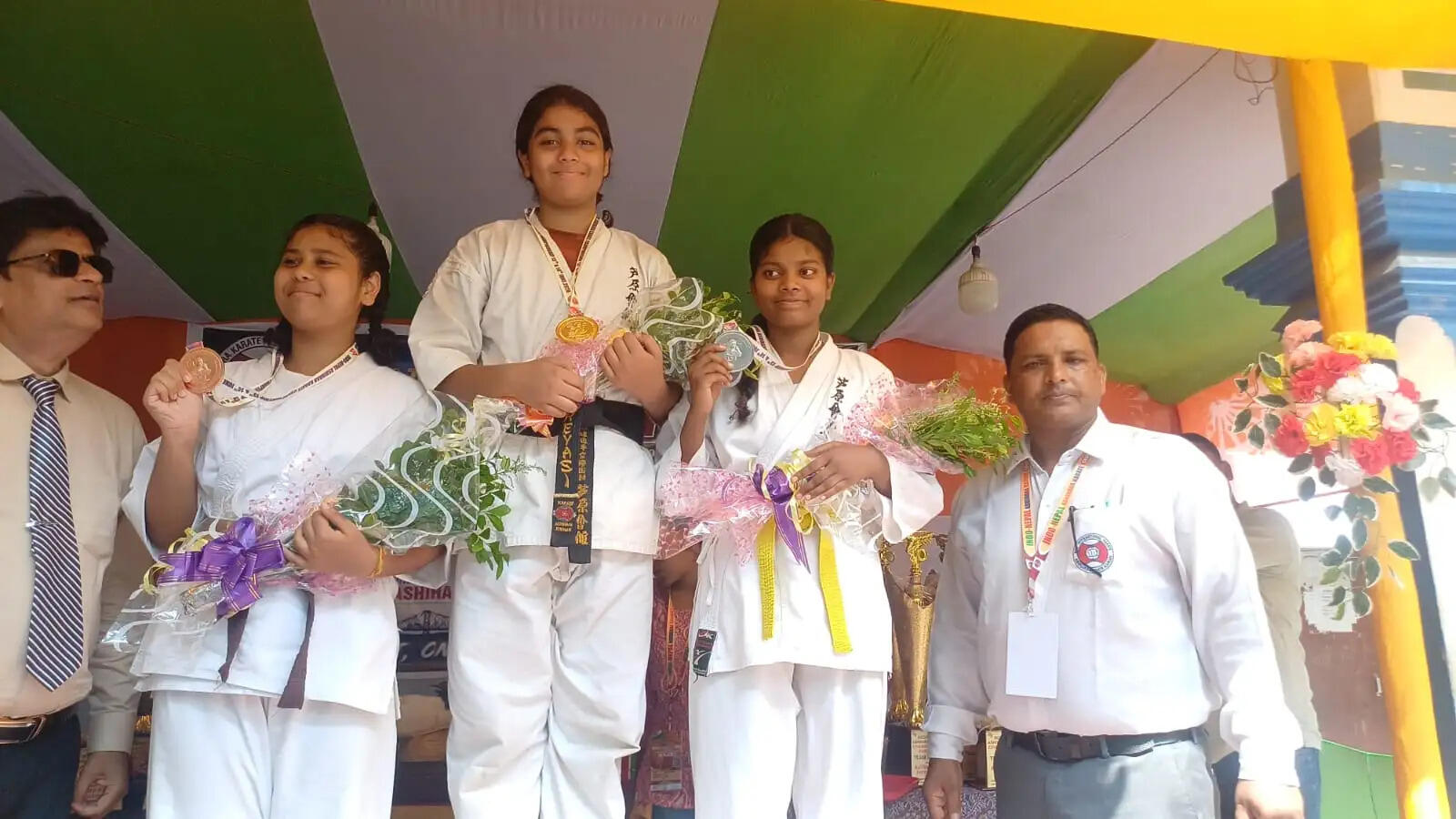 इंडो नेपाल कराटे चैंपियनशिप में आशिहारा के खिलाड़ियों ने जीते छह गोल्ड मेडल