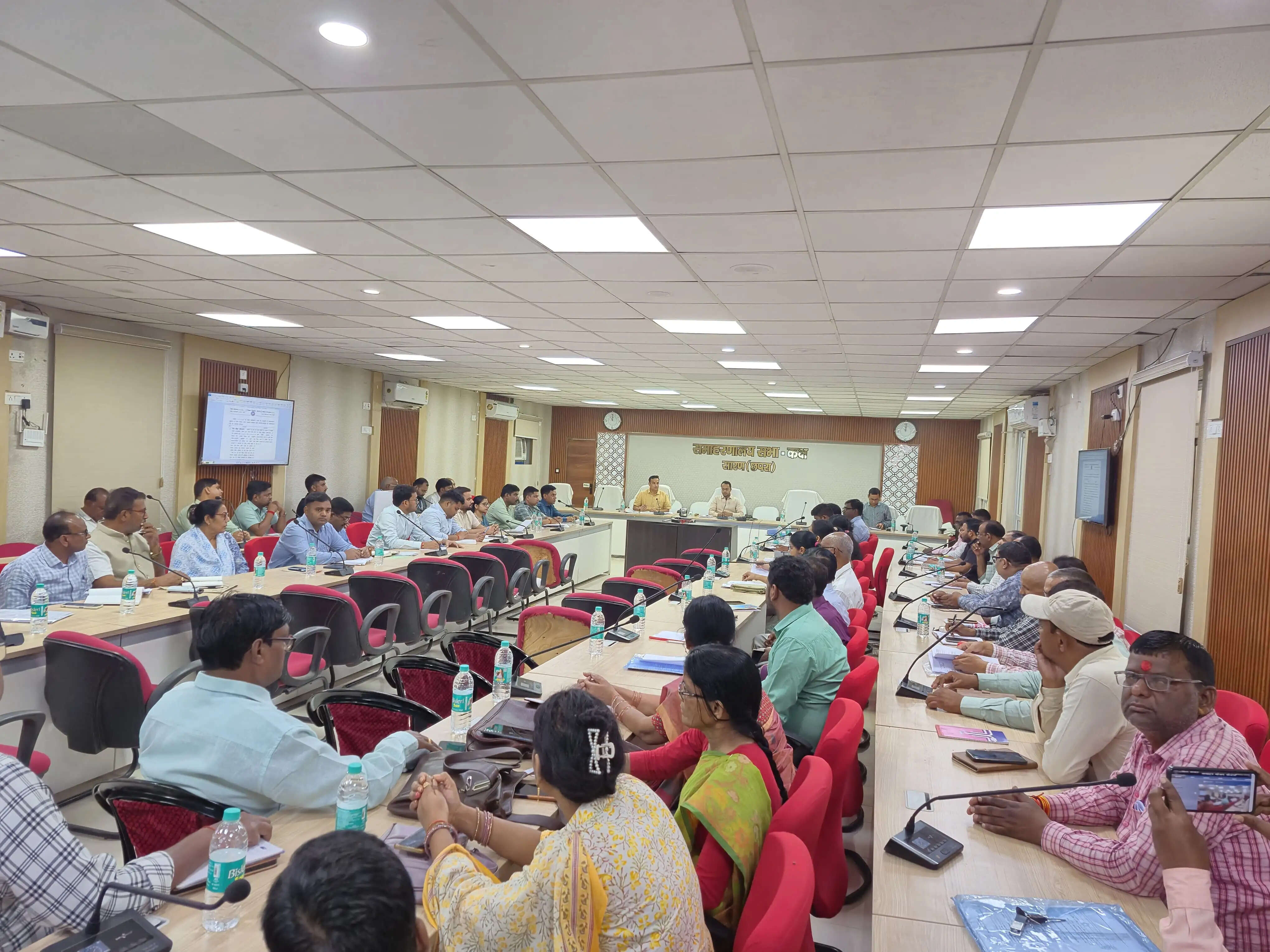 सारण जिले के प्रत्येक प्रखंड में एक मॉडल स्कूल विकसित होगा