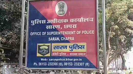 कर्तव्य में लापरवाही बरतने के आरोप में जलालपुर थानाध्यक्ष हुए लाइन हाजिर