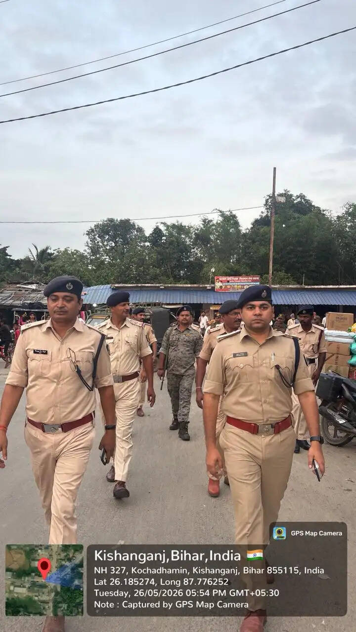 बकरीद को लेकर किशनगंज में हाई अलर्ट, 300 से अधिक संवेदनशील स्थलों पर सुरक्षा बल तैनात
