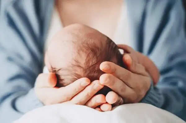 रीवा में जच्चा-बच्चा की मृत्यु के प्रकरण में दो चिकित्सक और दो नर्सिंग ऑफिसर निलंबित, जांच समिति गठित