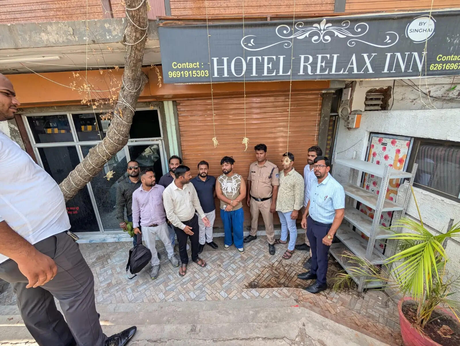 जबलपुर : नगर निगम ने धनवंतरी नगर स्थित होटल रिलैक्स इन को किया सील