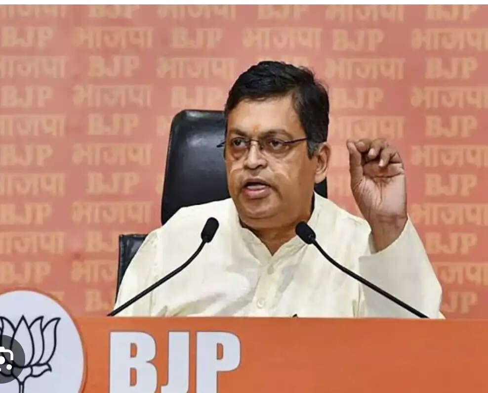 राहुल गांधी को भाजपा का जवाब, भारत का अतीत याद है इसलिए वर्तमान पर है गर्व