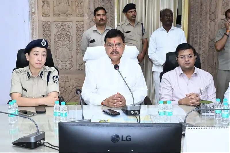 केंद्रीय मंत्री सिंधिया रविवार को मप्र के शिवपुरी को देंगे 2500 करोड़ निवेश की ऑर्डिनेंस फैक्ट्री की सौगात