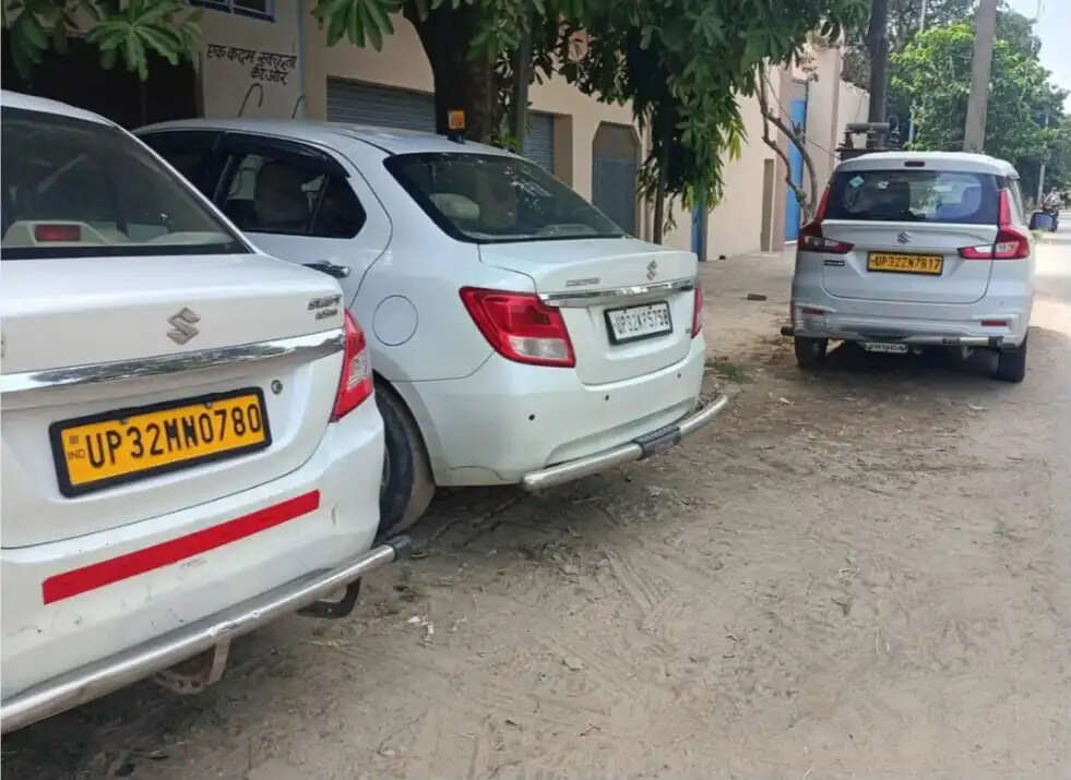 फर्रुखाबाद: तम्बाकू फर्म के ठिकानों पर डीजीजीआई टीम का छापा, खंगाले जा रहे दस्तावेज