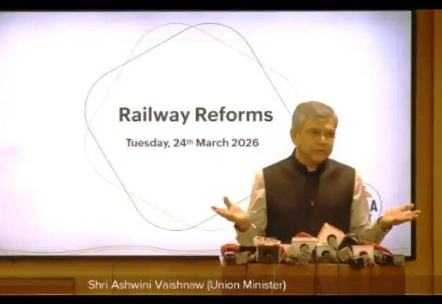 भारतीय रेलवे ने टिकट कैंसिलेशन नियम बदले, रिफंड प्रणाली में सुधार से यात्रियों को राहत