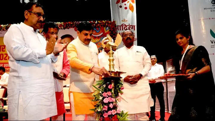 जनजातीय संस्कृति के संरक्षण और विकास के लिए कार्य कर रही है राज्य सरकार : मुख्यमंत्री डॉ. यादव