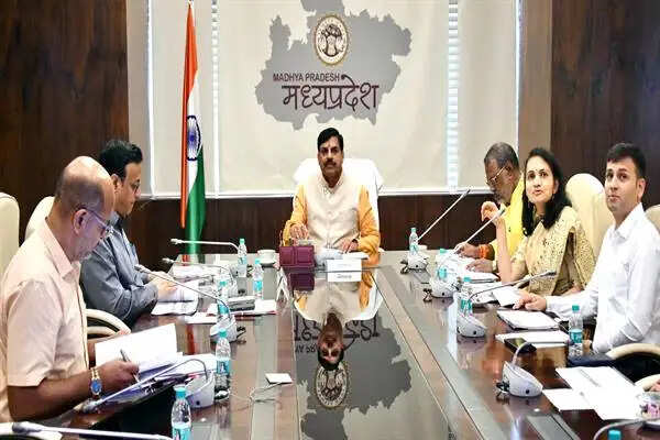 शैक्षणिक पाठ्यक्रम में नशे के दुष्परिणामों पर जानकारी देना आवश्यक : मुख्यमंत्री डॉ. यादव